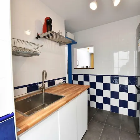 El Balcon Blue, Cotillo